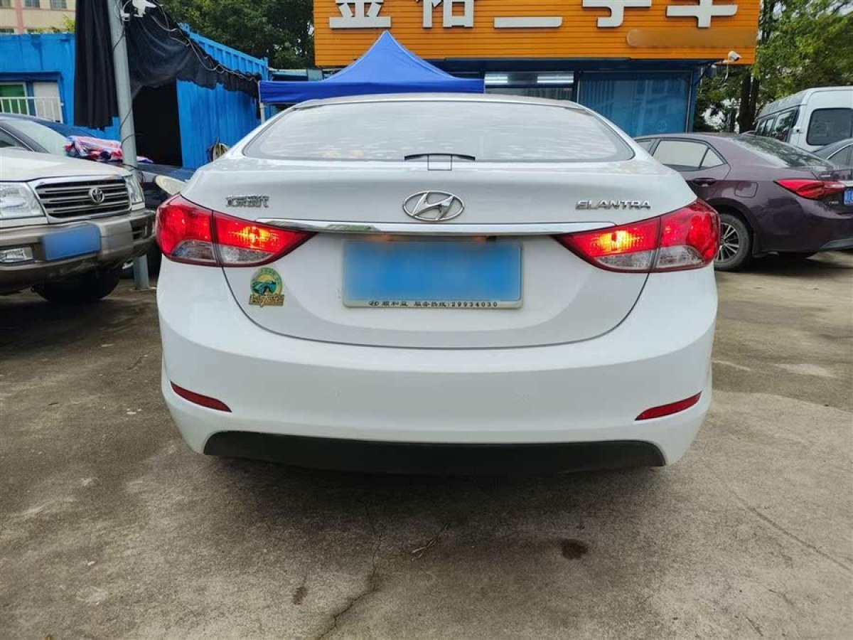 現(xiàn)代 朗動  2015款 1.6L 手動領(lǐng)先型圖片