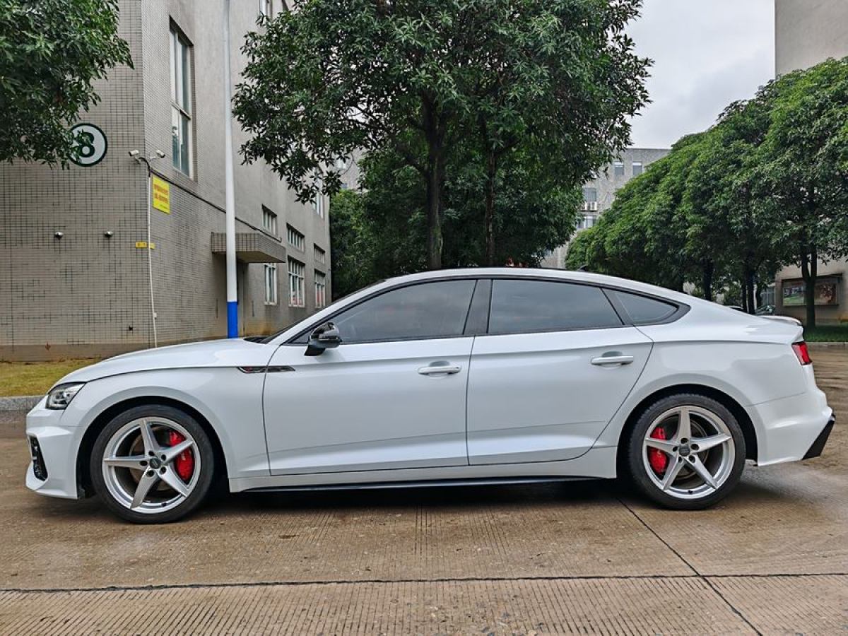 奧迪 奧迪A5  2017款 Sportback 40 TFSI 時(shí)尚型圖片