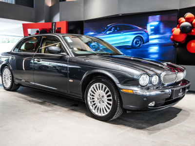 捷豹xj2007经典图片