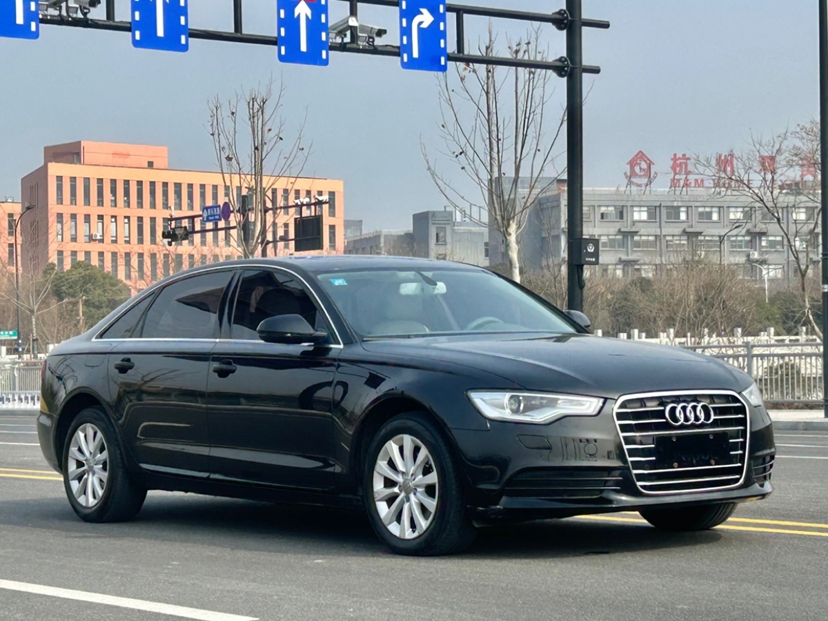 奧迪 奧迪A6L  2014款 TFSI 標(biāo)準(zhǔn)型圖片