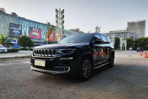 大指揮官 Jeep 2.0T 四驅(qū)尊享導(dǎo)航版 國VI