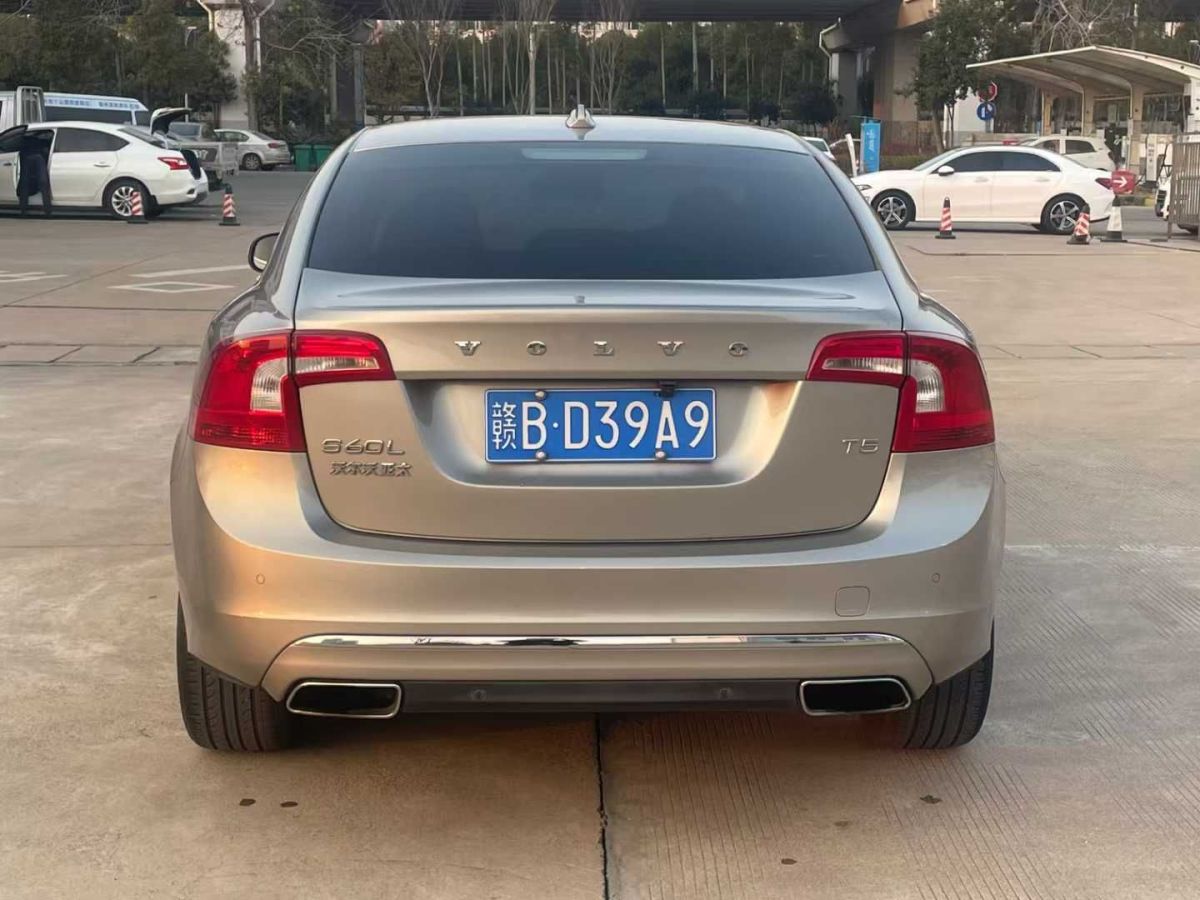 沃爾沃 S60  2015款 L 2.0T T5 智越版圖片