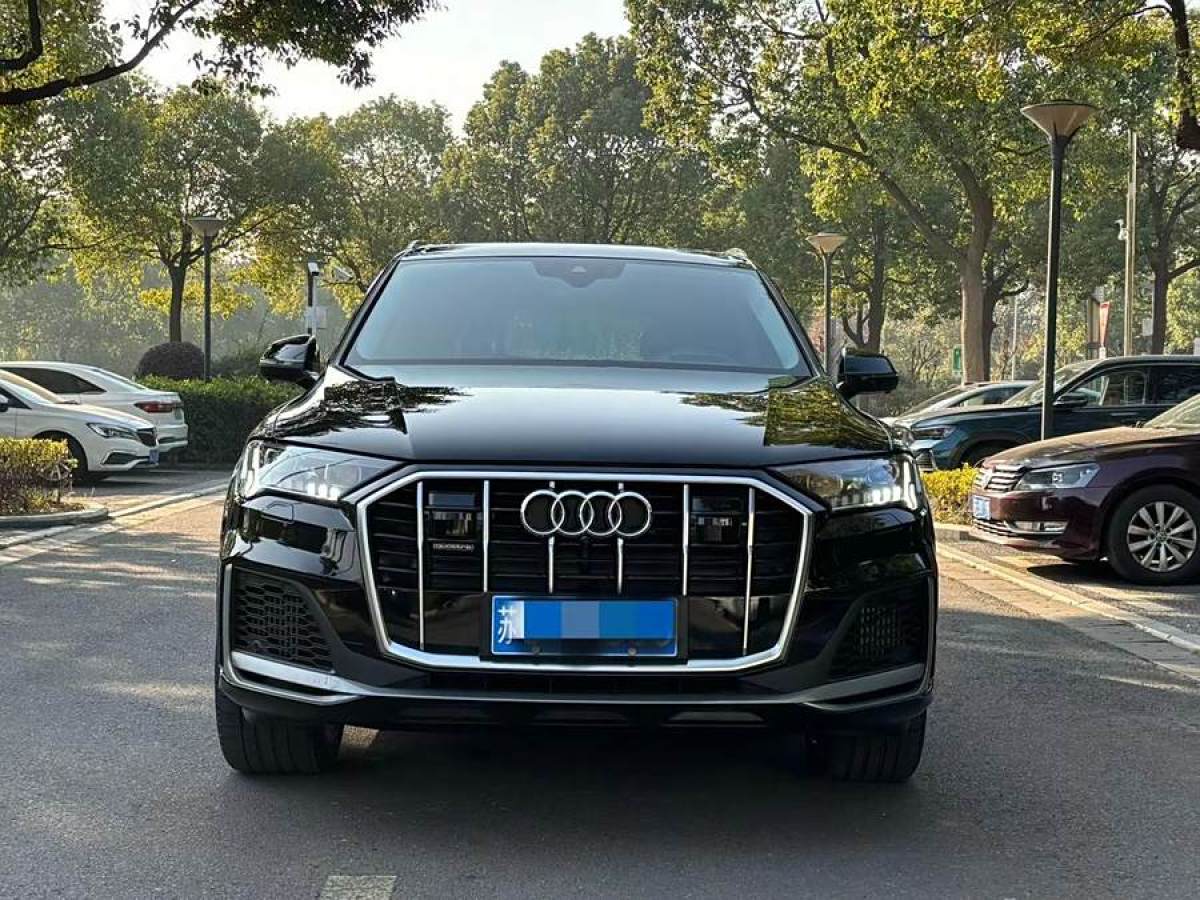 奧迪 奧迪Q7  2024款 55 TFSI quattro S line尊貴型圖片