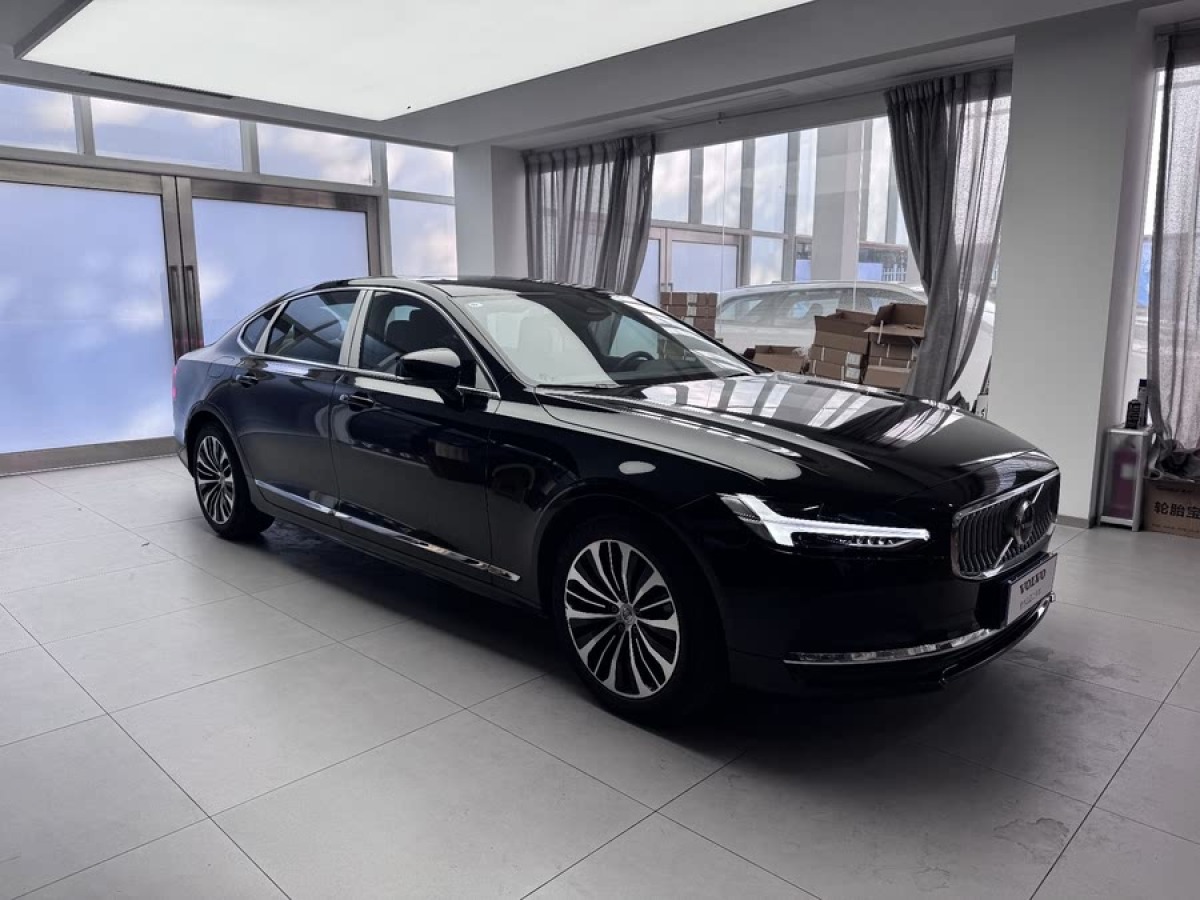 沃爾沃 S90  2023款 B5 智逸豪華版圖片