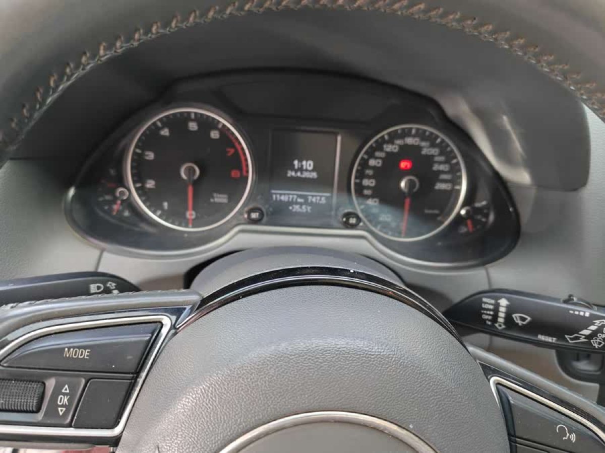 奧迪 奧迪Q5  2015款 40 TFSI 技術(shù)型圖片