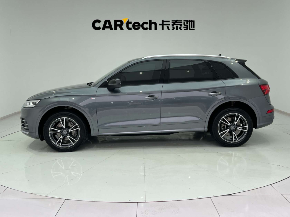 奧迪 奧迪Q5L  2020款 40 TFSI 榮享時(shí)尚型圖片