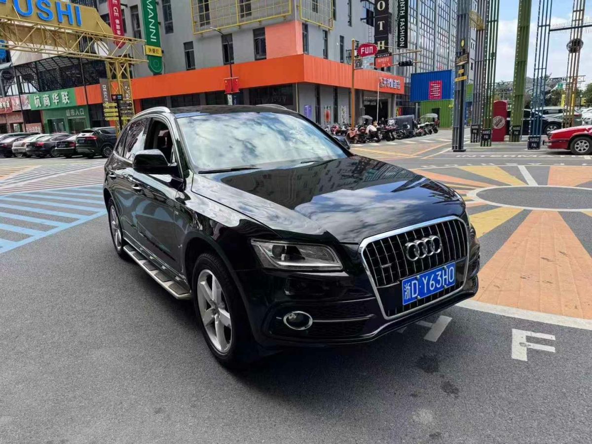 奧迪 奧迪Q5  2017款 Q5 2.0T FSI Premium Plus 美規(guī)版圖片