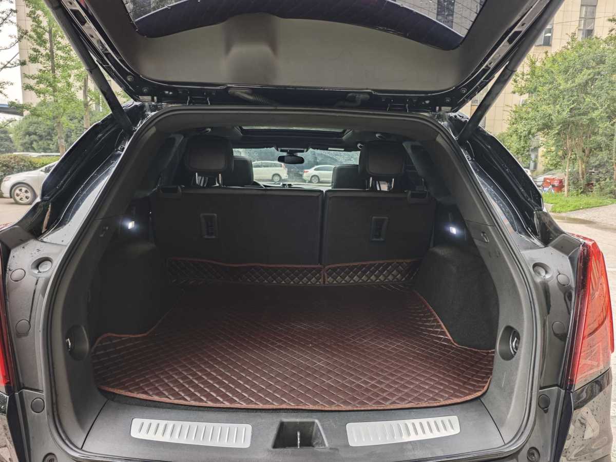 凱迪拉克 XT5  2022款 2.0T 兩驅(qū)豪華型圖片