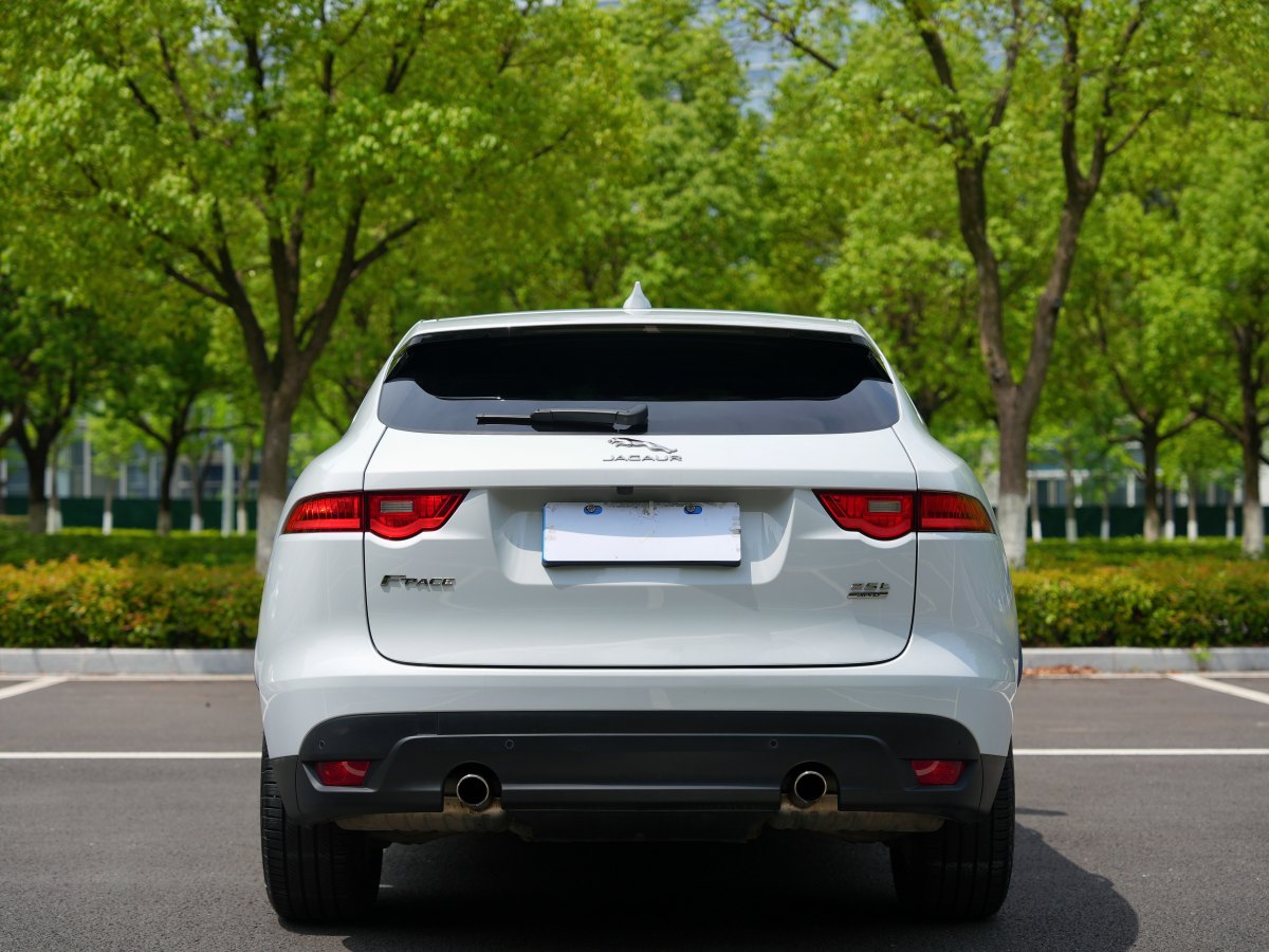 2017年11月捷豹 F-PACE  2018款 2.0T 四驅(qū)都市尊享版
