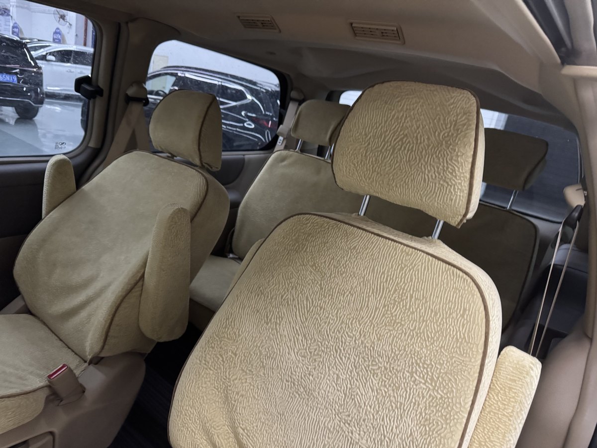別克 GL8  2014款 2.4L 舒適版圖片