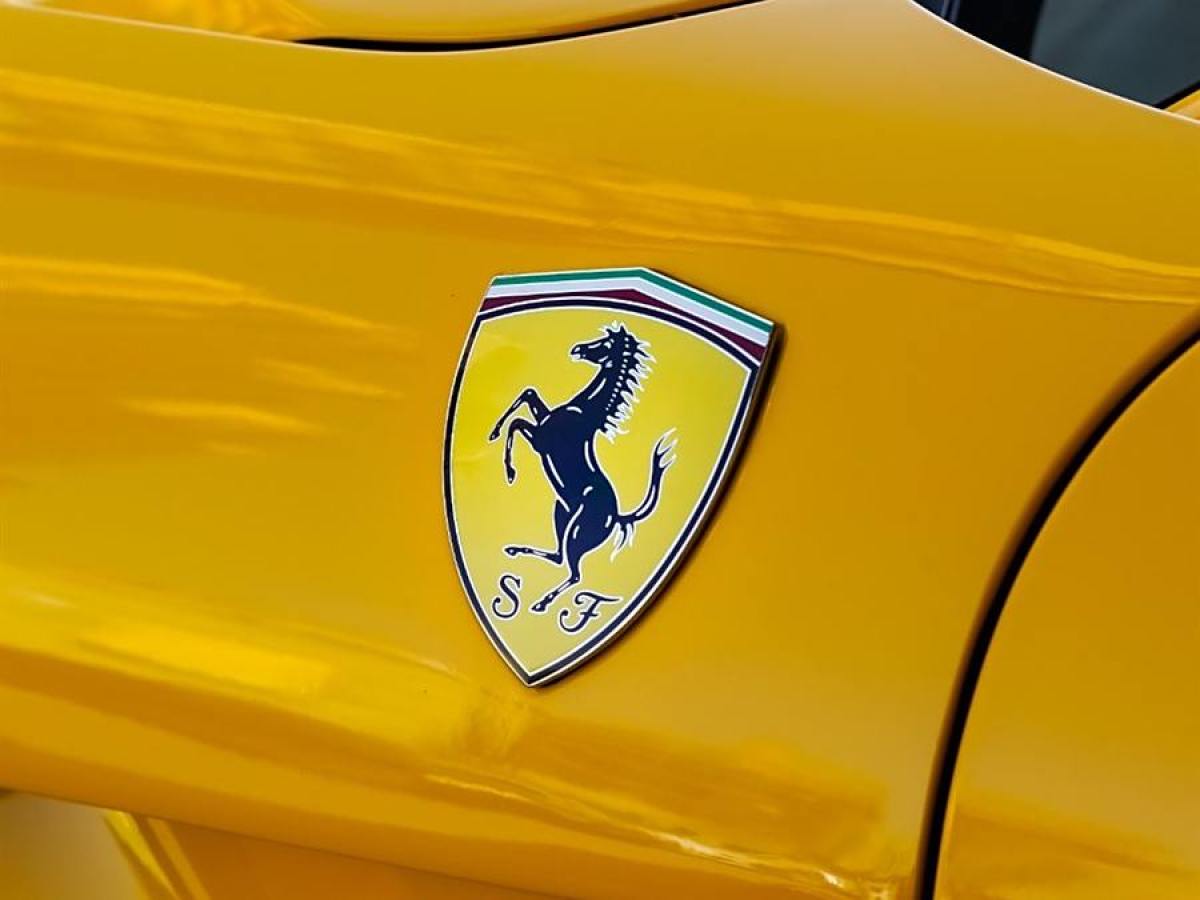 法拉利 F12berlinetta  2013款 6.3L 標準型圖片