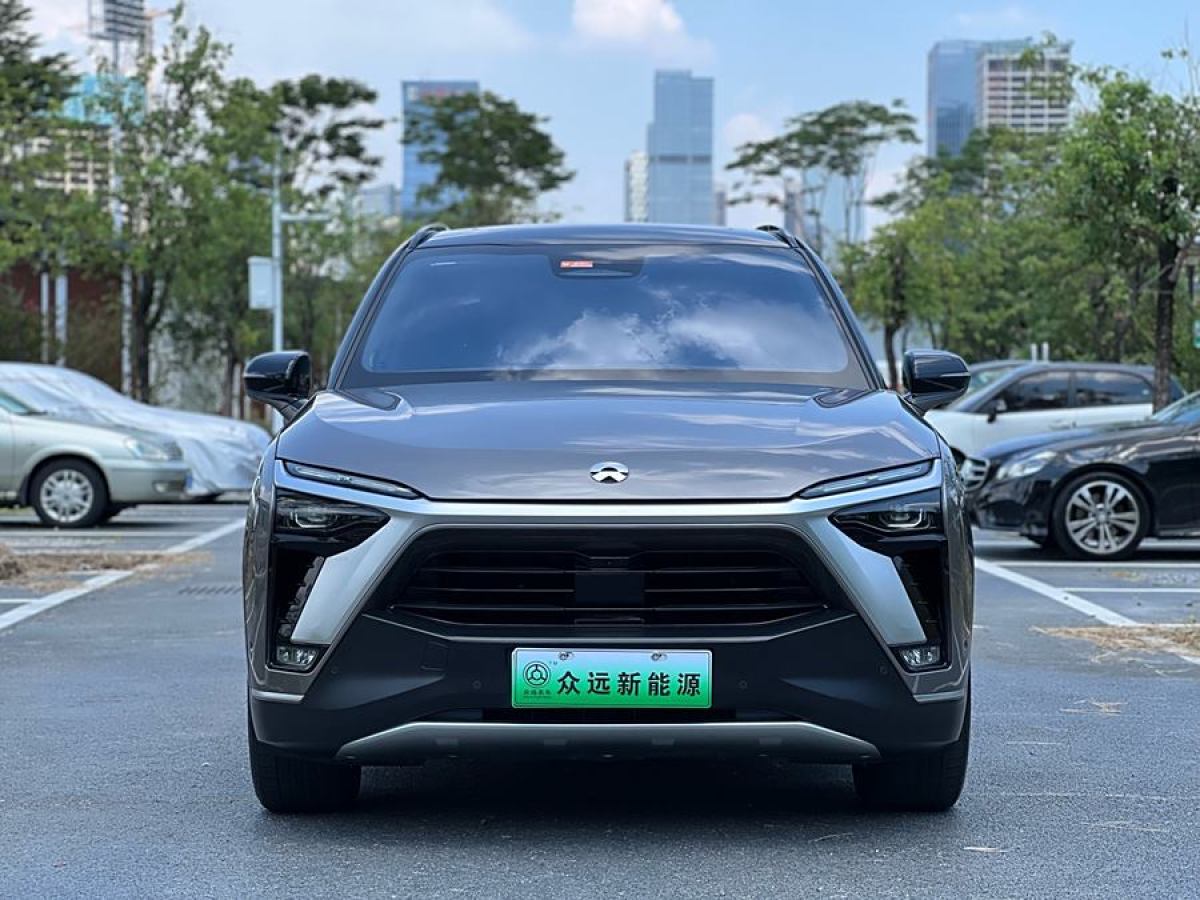 蔚來 ES8  2020款 415KM 基準(zhǔn)版 七座版圖片