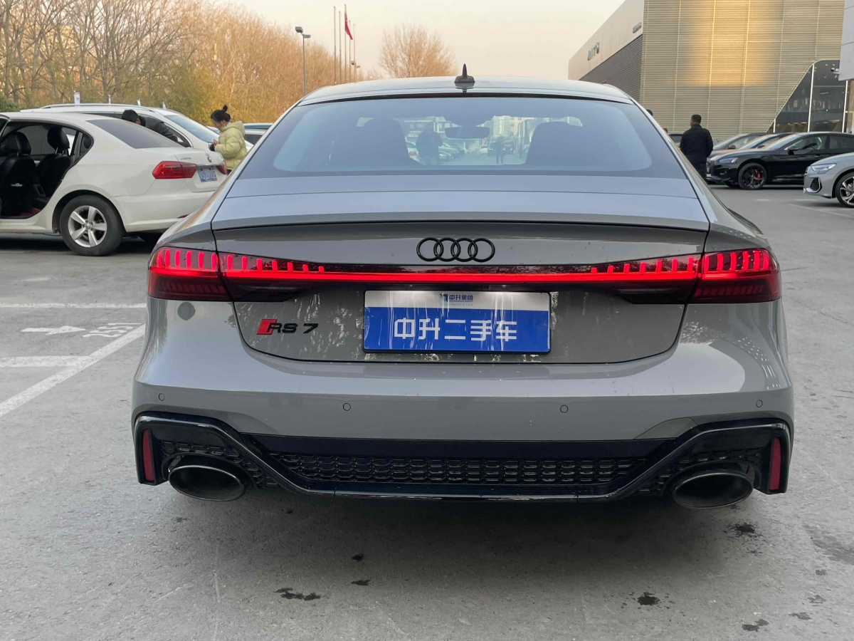 奧迪 奧迪RS 7  2024款 RS 7 4.0T Sportback performance圖片