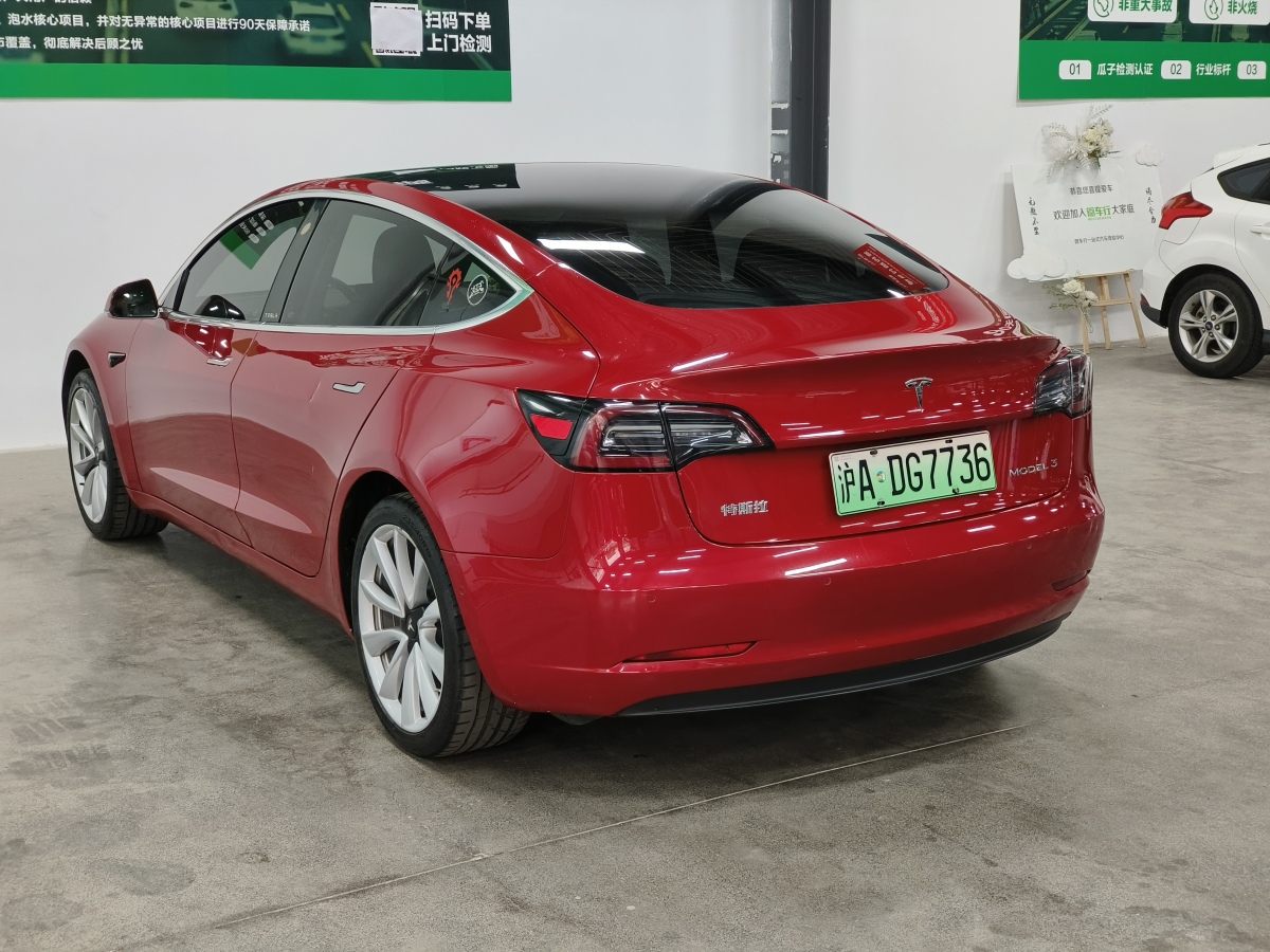 特斯拉 Model 3  2019款 標(biāo)準(zhǔn)續(xù)航后驅(qū)升級版圖片