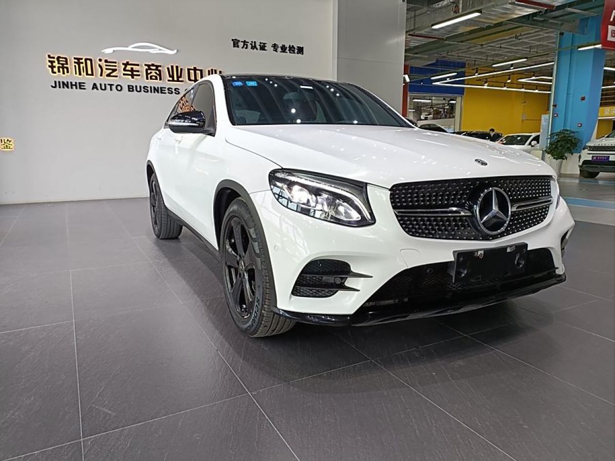 奔馳 奔馳GLC  2022款 改款 GLC 300 4MATIC 轎跑SUV圖片