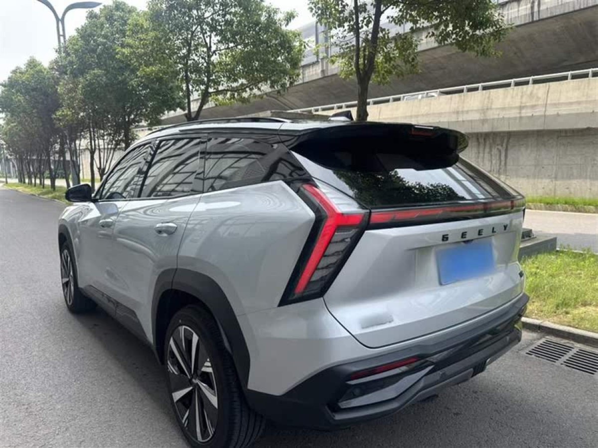 吉利 博越L  2023款 1.5TD DCT尊貴型圖片