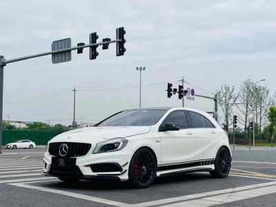 2015年6月 奔馳 奔馳A級AMG AMG A 45 4MATIC圖片