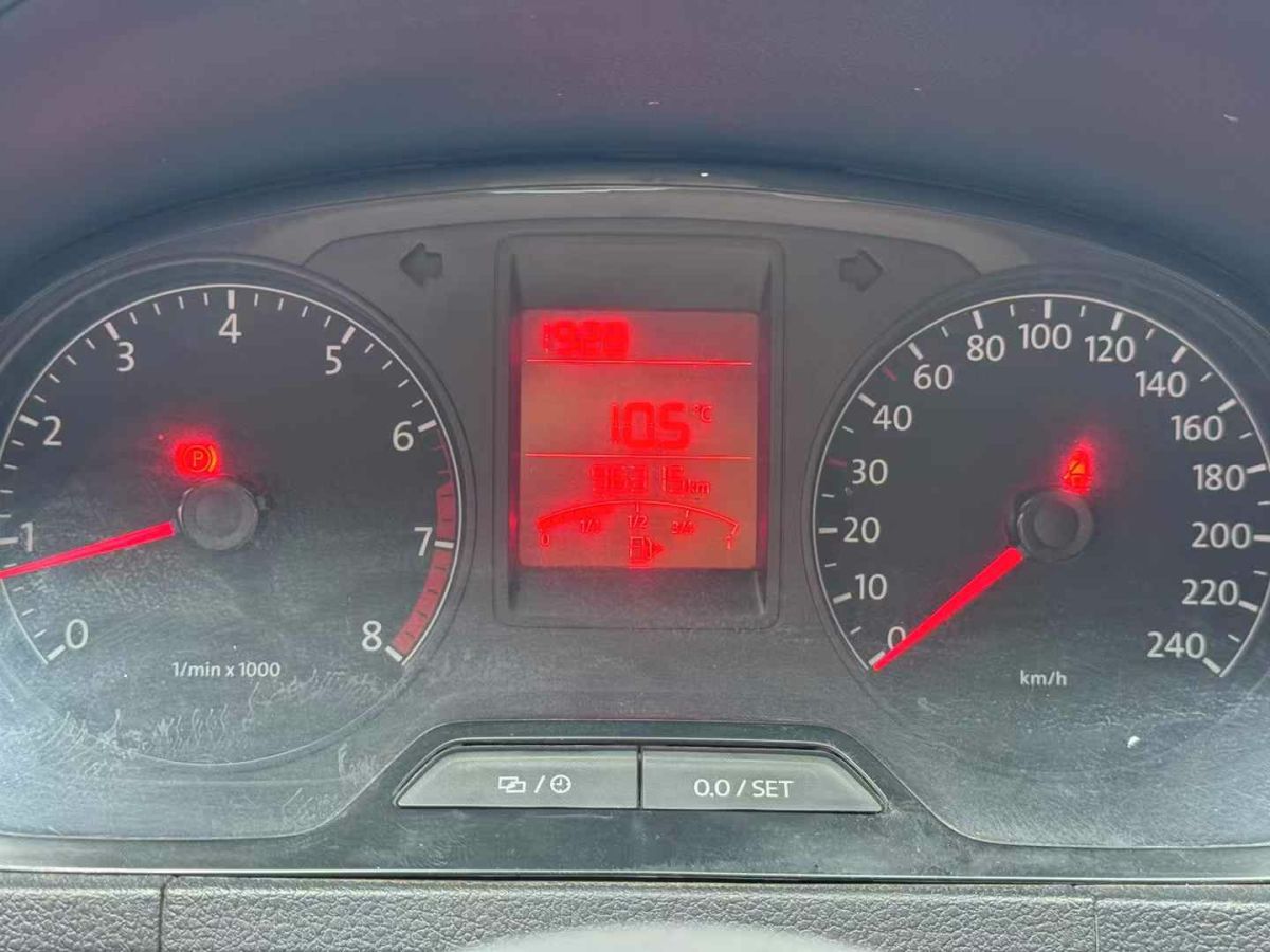 大眾 捷達(dá)  2014款 1.6L 時(shí)尚型圖片