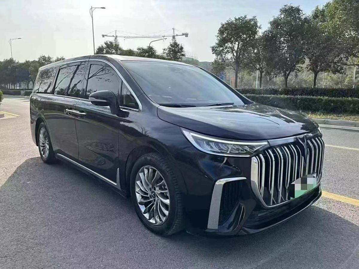 嵐圖 夢想家  2024款 PHEV 超長續(xù)航旗艦版圖片