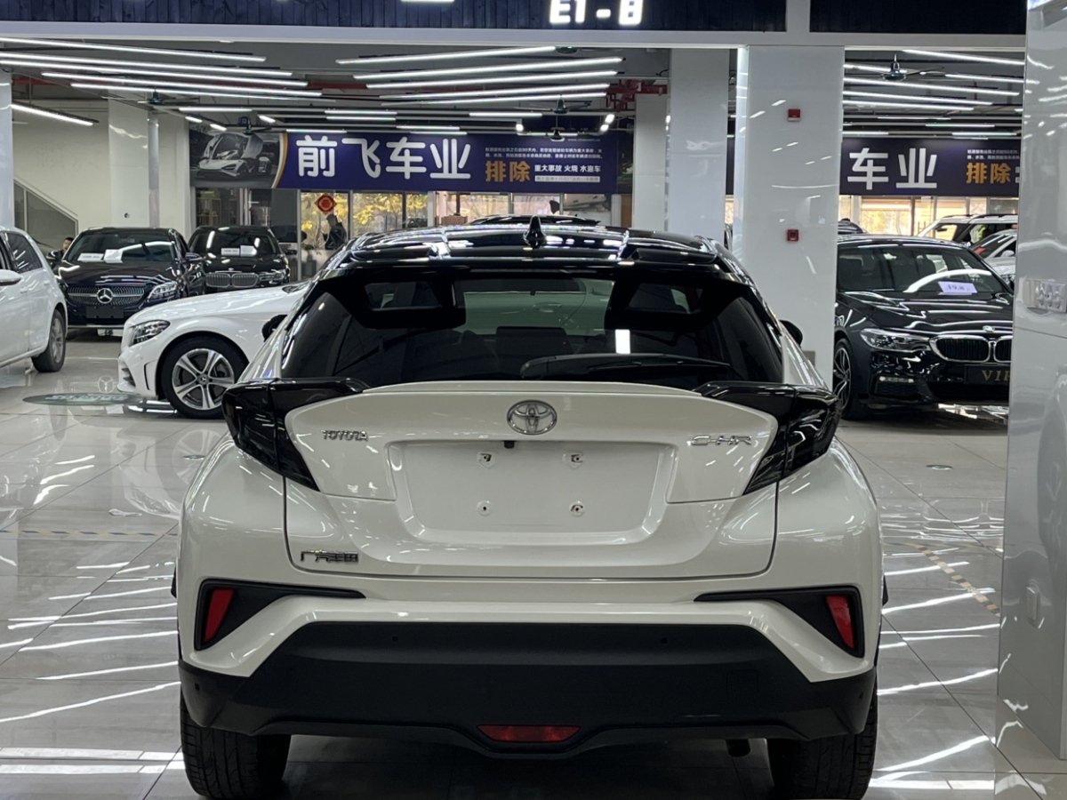 豐田 C-HR  2020款 2.0L 舒適版圖片