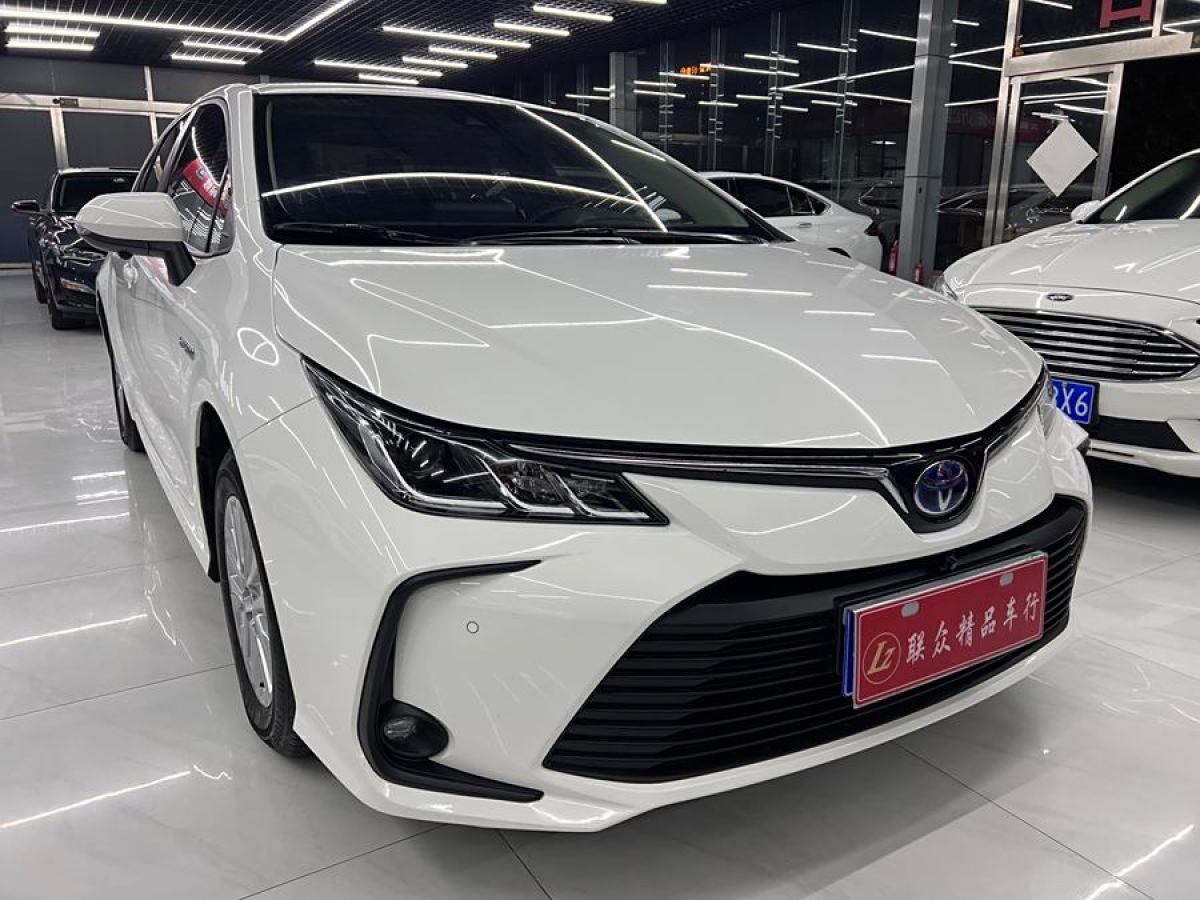 豐田 卡羅拉  2017款 改款雙擎 1.8L E-CVT先鋒版圖片