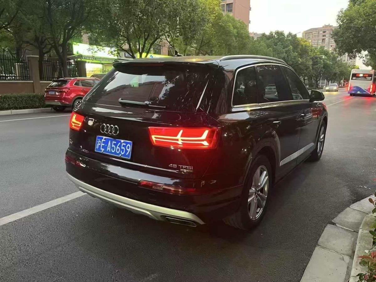 2016年1月奧迪 奧迪Q7  2016款 40 TFSI 舒適型