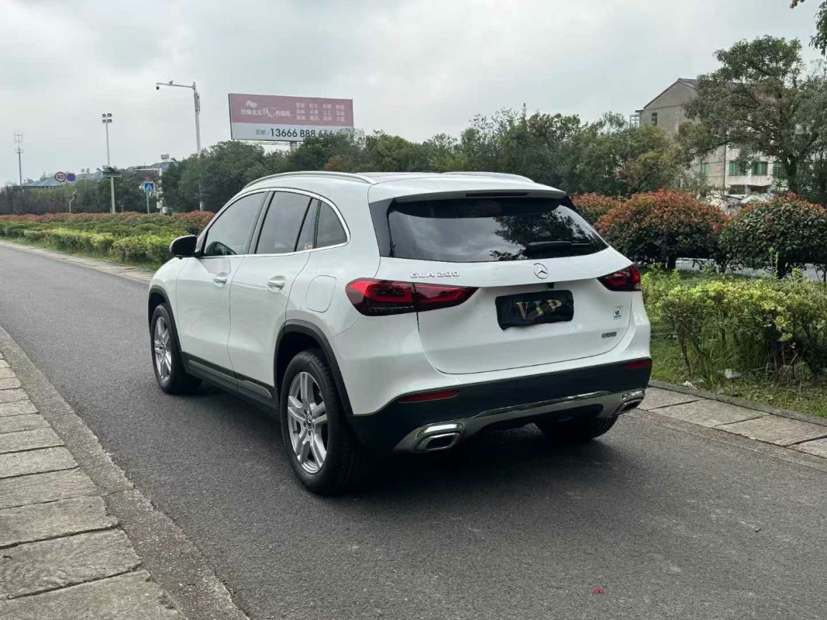 奔馳 奔馳GLA  2022款 GLA 180圖片