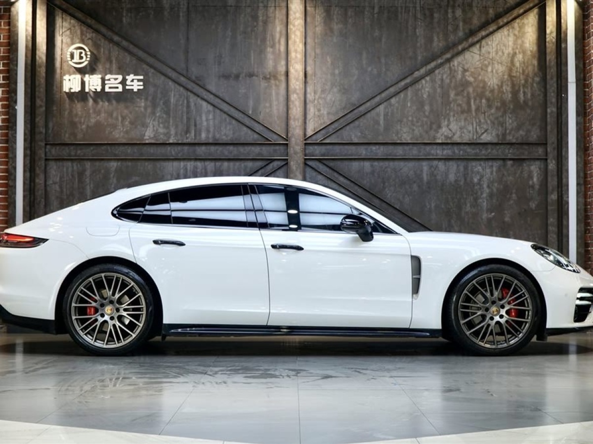 保時(shí)捷 Panamera  2023款 改款 Panamera 2.9T 鉑金版圖片