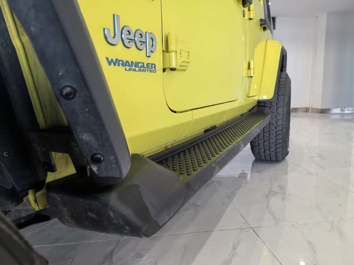 Jeep 牧馬人新能源  2022款 四門 2.0T 4xe 撒哈拉 螢光黃限量版圖片