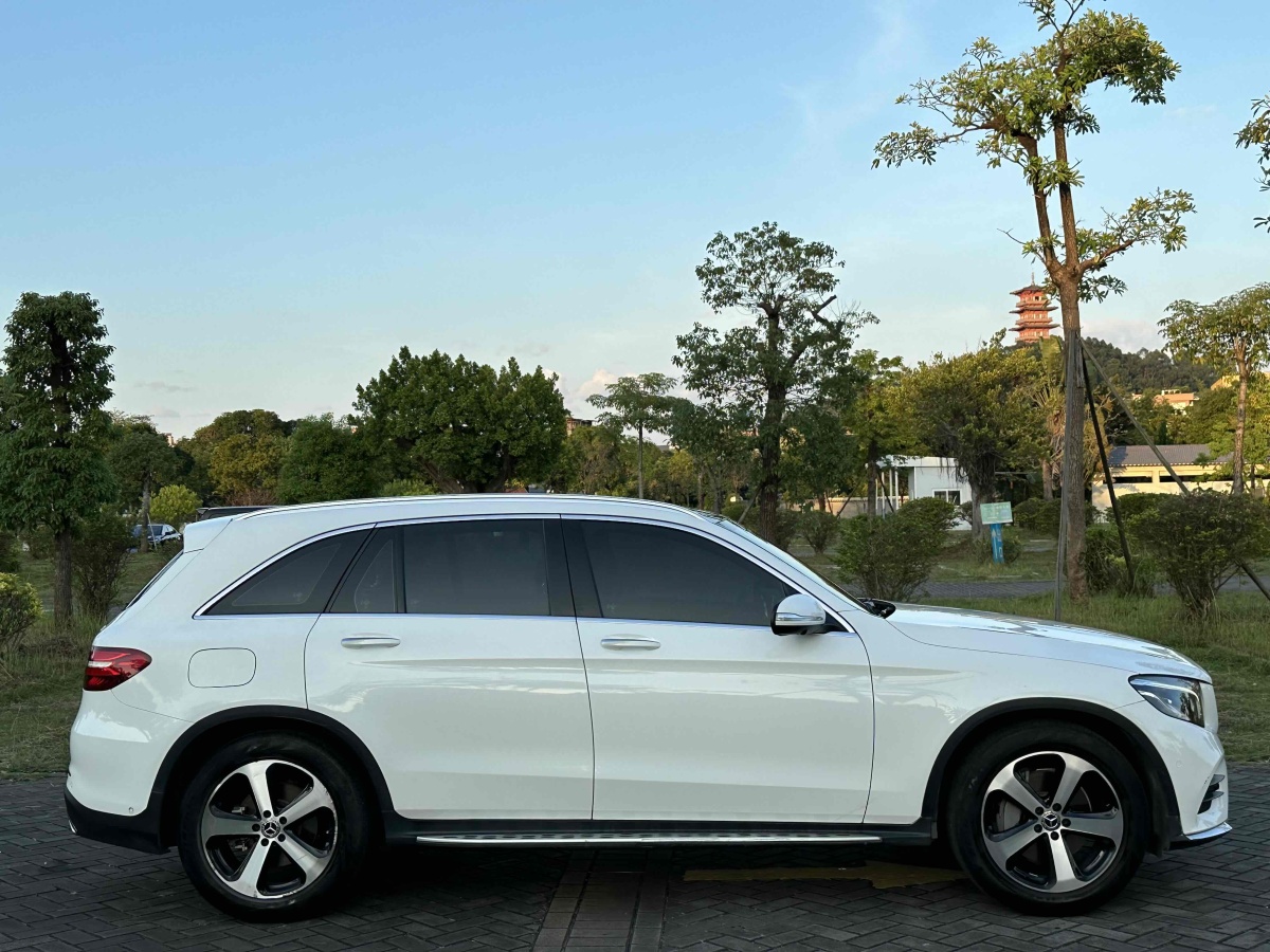 奔馳 奔馳GLC  2019款 改款 GLC 260 L 4MATIC 豪華型圖片