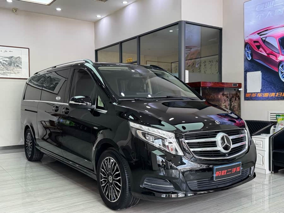 奔馳 V級  2018款 V 260 L 尊貴加長版 國VI圖片