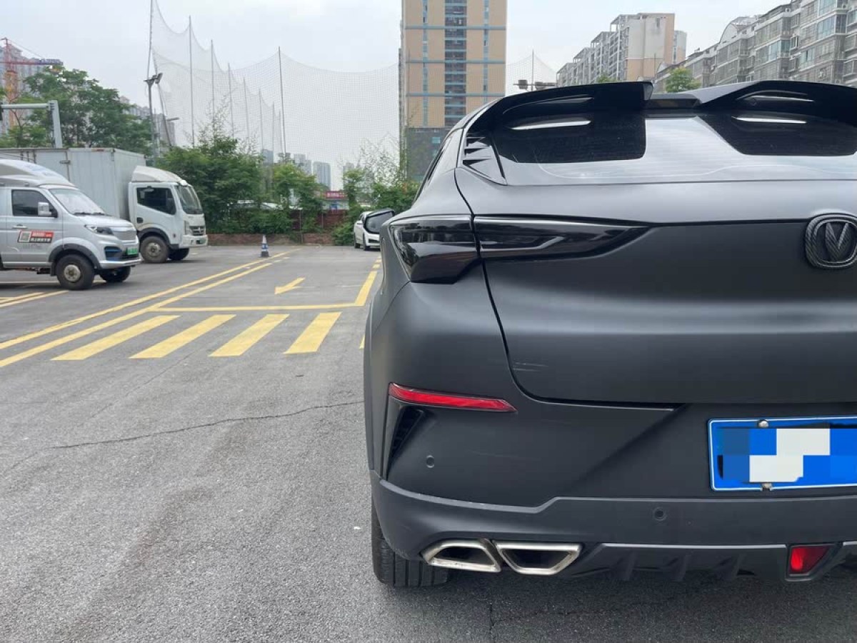 長安 UNI-T  2020款 1.5T 豪華型圖片