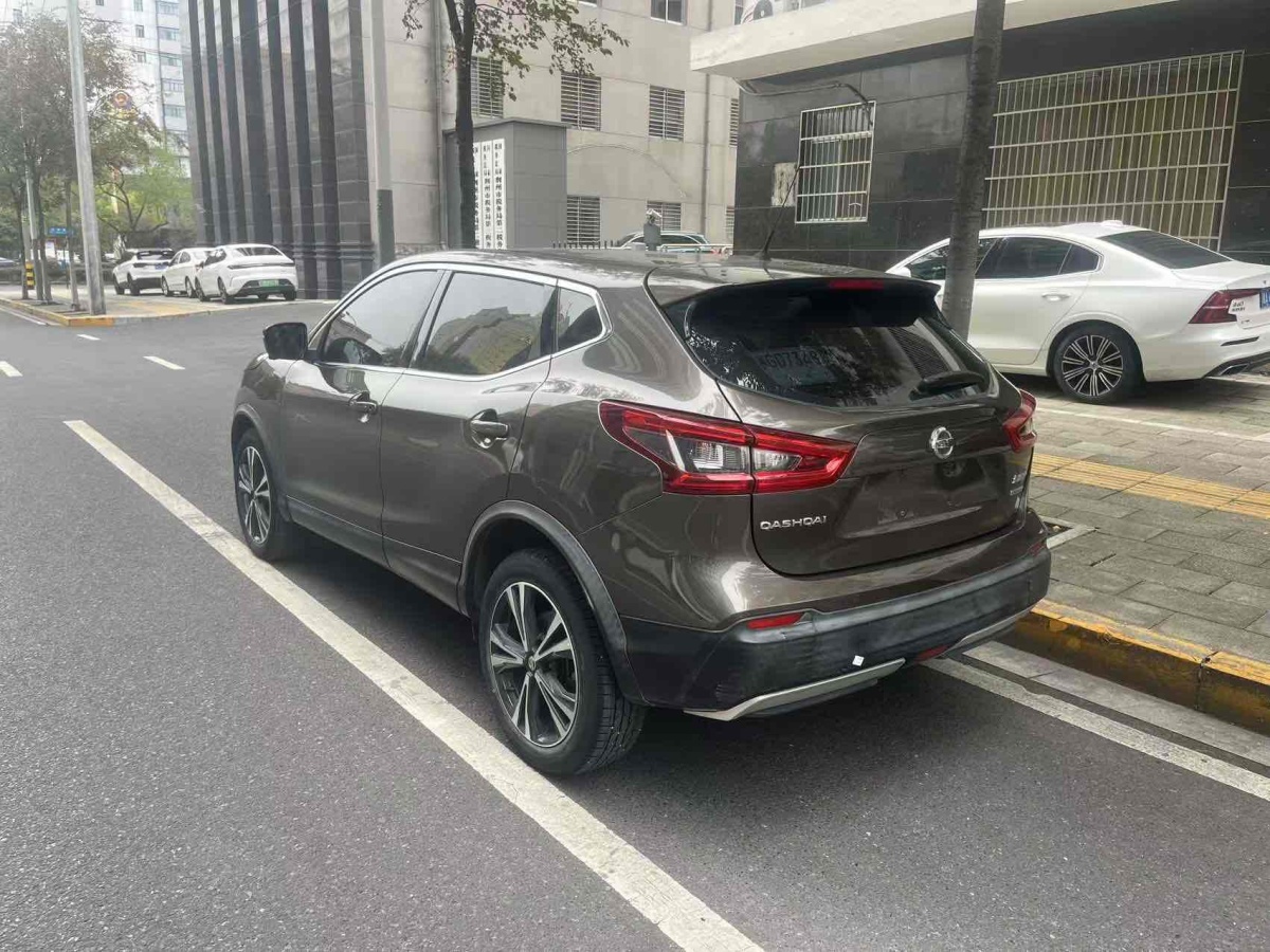 日產(chǎn) 逍客  2019款  2.0L CVT旗艦版圖片