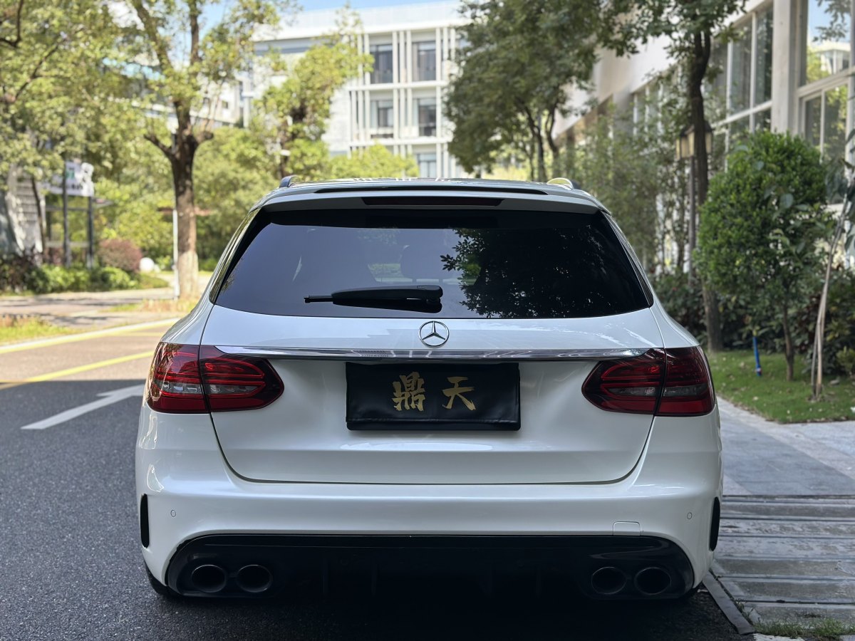 2019年5月奔馳 奔馳C級(jí)AMG  2019款 AMG C 43 4MATIC 旅行轎車 特別版