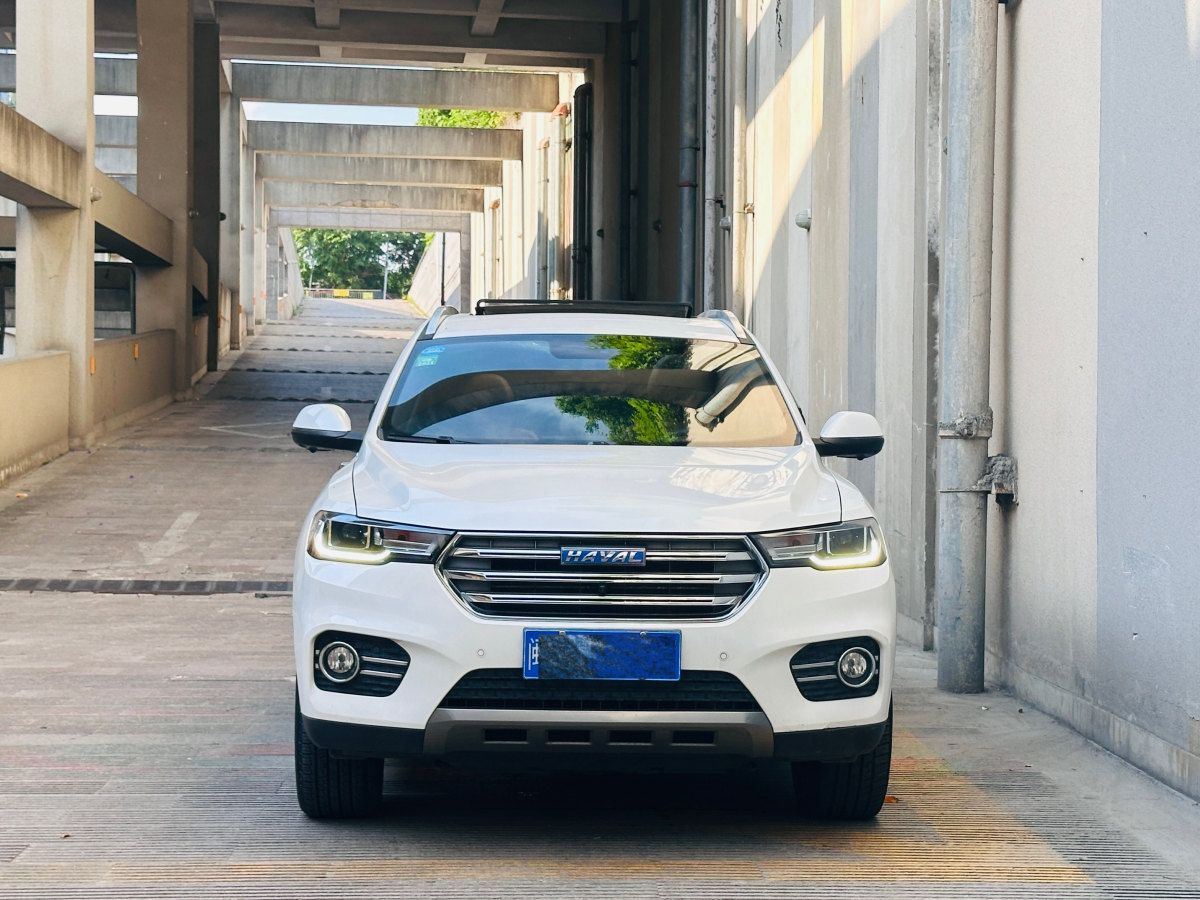 哈弗 H6  2017款 換代 藍標 2.0T 自動兩驅(qū)智尚型圖片