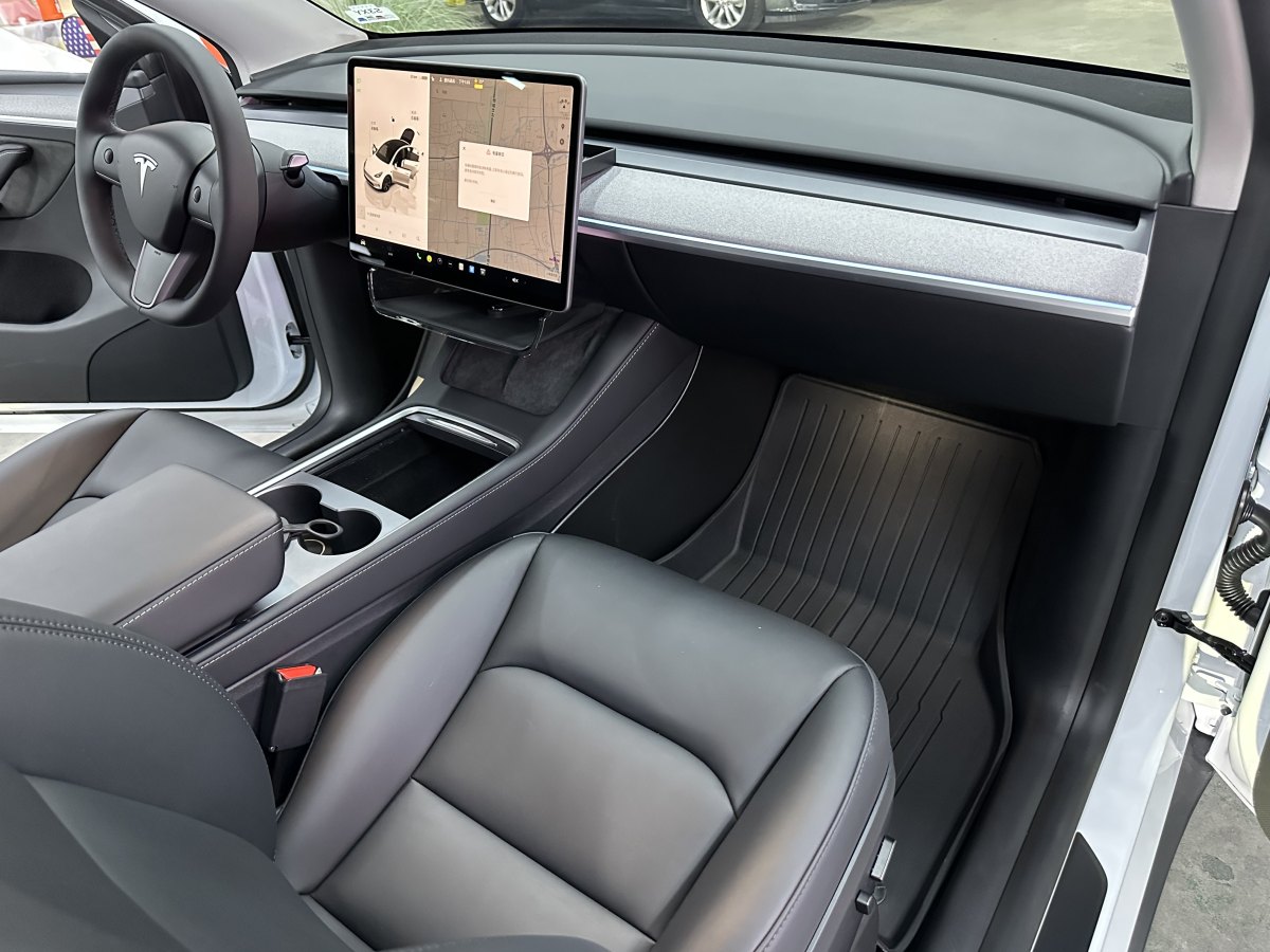 特斯拉 Model Y  2023款 長續(xù)航全輪驅(qū)動(dòng)版圖片