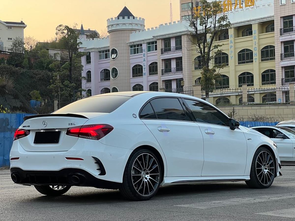 奔馳 奔馳A級(jí)AMG  2022款 AMG A 35 L 4MATIC 熾夜特別版圖片