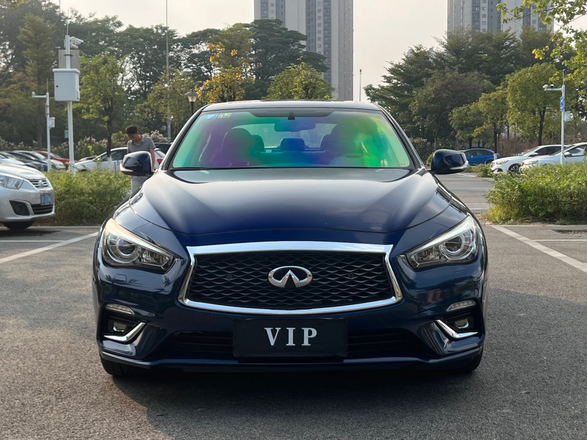 英菲尼迪 Q50L  2018款  2.0T 逸享版 國(guó)VI圖片