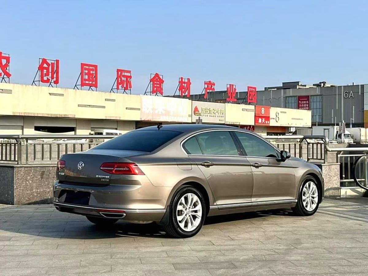 大眾 邁騰  2019款  330TSI DSG 豪華型 國(guó)VI圖片