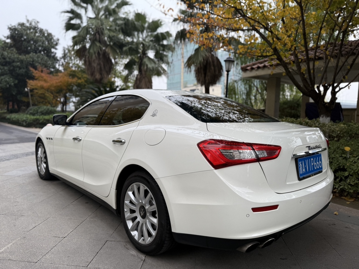 瑪莎拉蒂 Ghibli  2014款 3.0T 標(biāo)準(zhǔn)版圖片