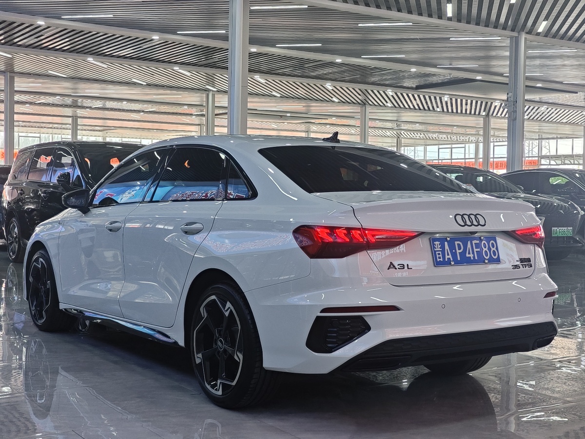 奧迪 奧迪A3  2023款 A3L Limousine 35 TFSI 豪華運動型圖片