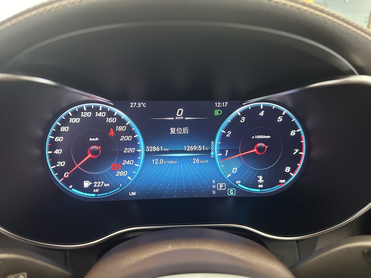 2021年6月奔馳 奔馳GLC  2021款 GLC 260 L 4MATIC 動感型