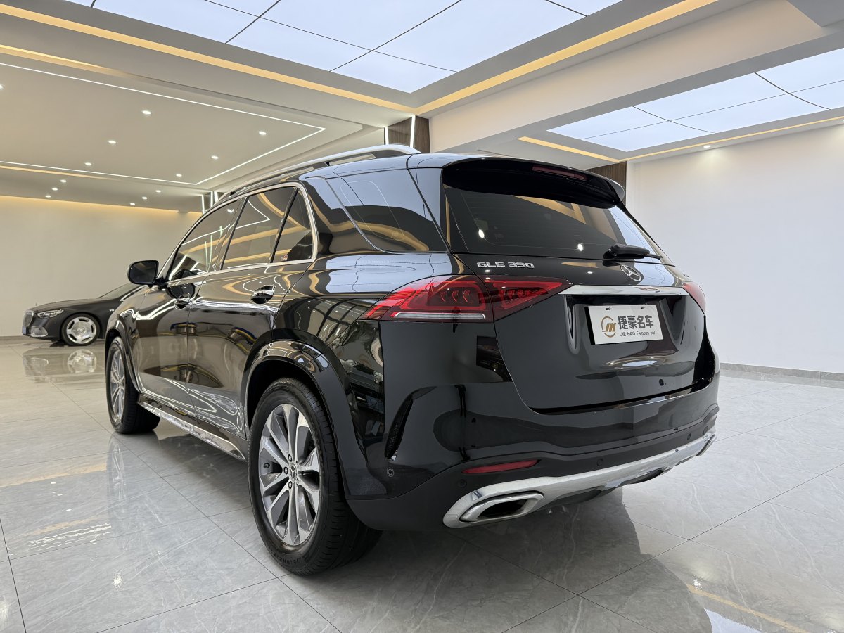 奔馳 奔馳GLE  2024款 改款 GLE 350 4MATIC 時(shí)尚型圖片