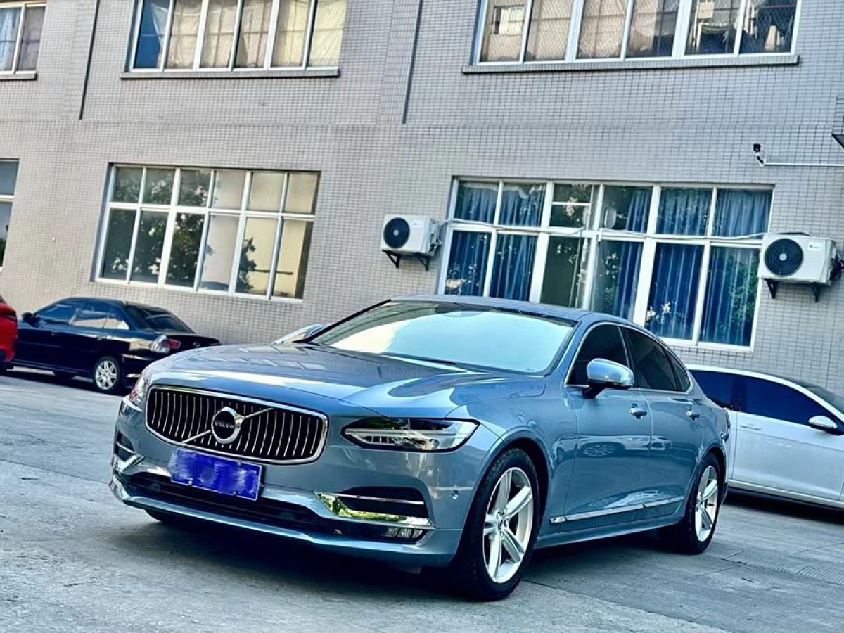 沃爾沃 S90  2019款 T5 智遠(yuǎn)版圖片