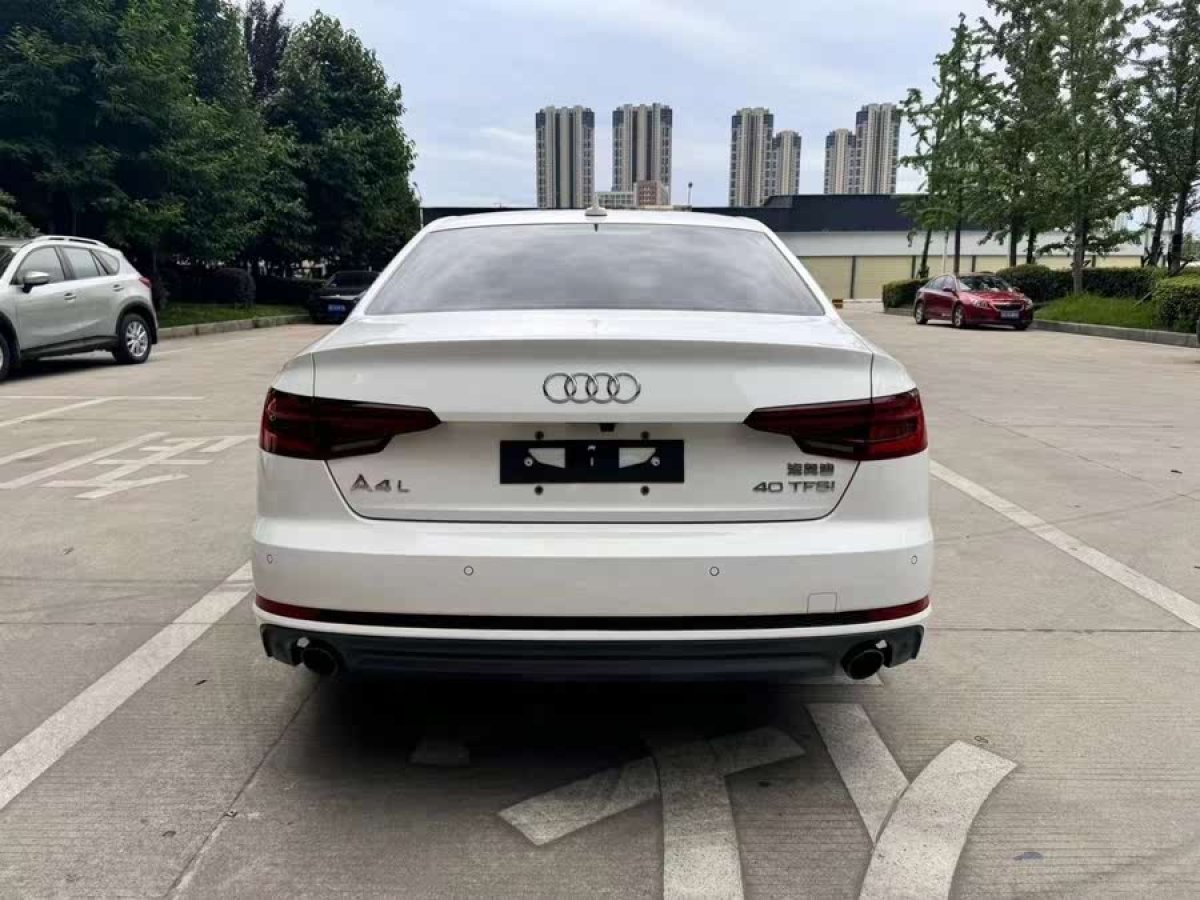奧迪 奧迪A4L  2018款 30周年年型 40 TFSI 時尚型圖片
