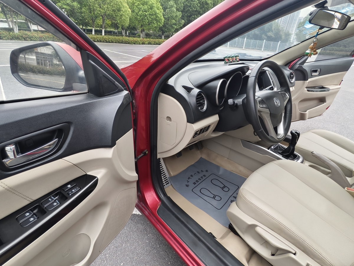 長安 逸動  2013款 1.6L 手動豪華型 國V圖片