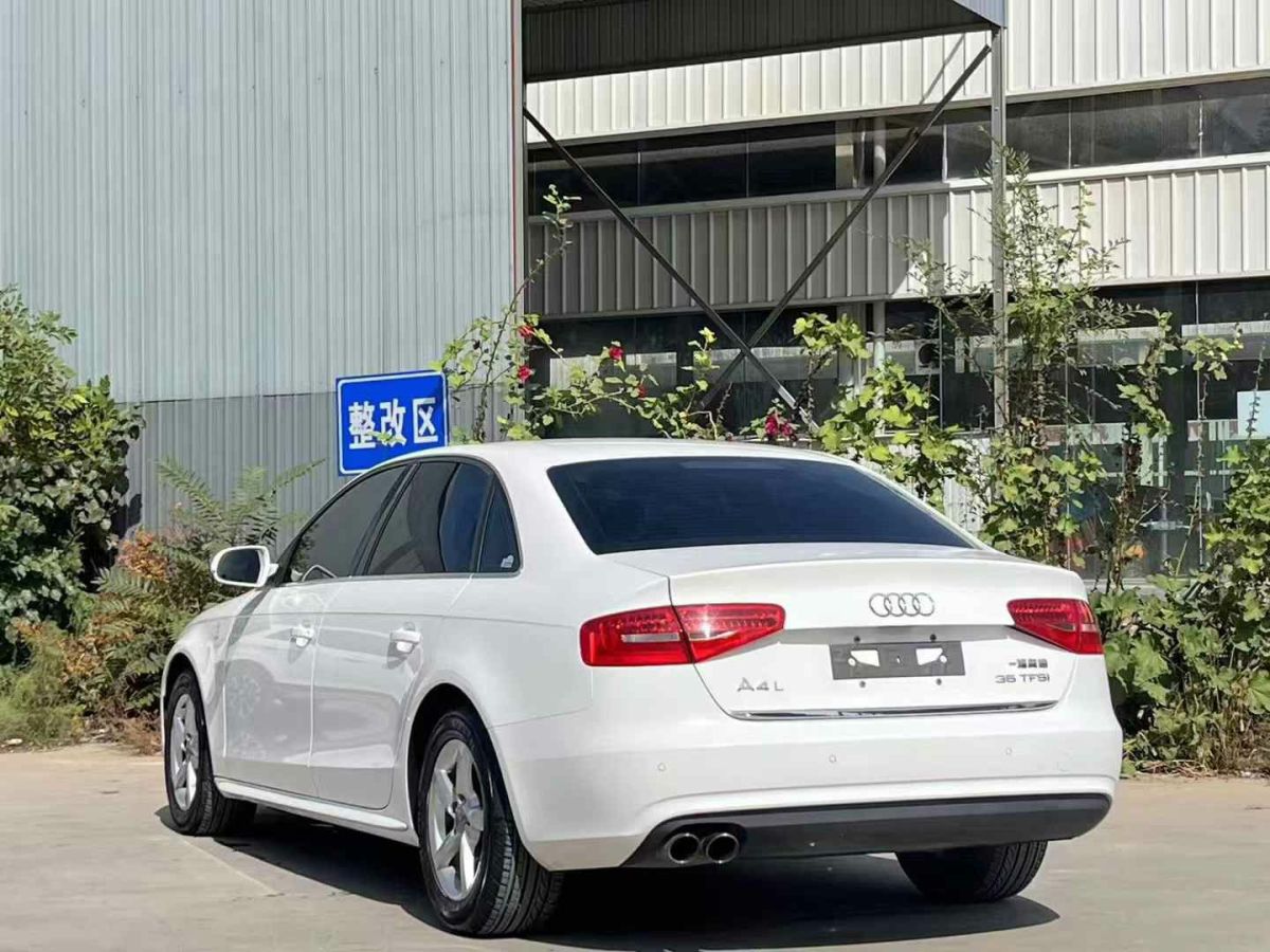 2015年1月奧迪 奧迪A4L  2015款 A4L 30TFSI 舒適型