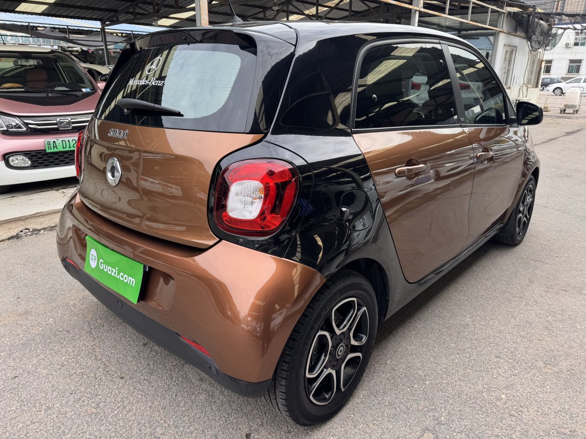 smart forfour  2016款 0.9T 66千瓦先鋒版圖片