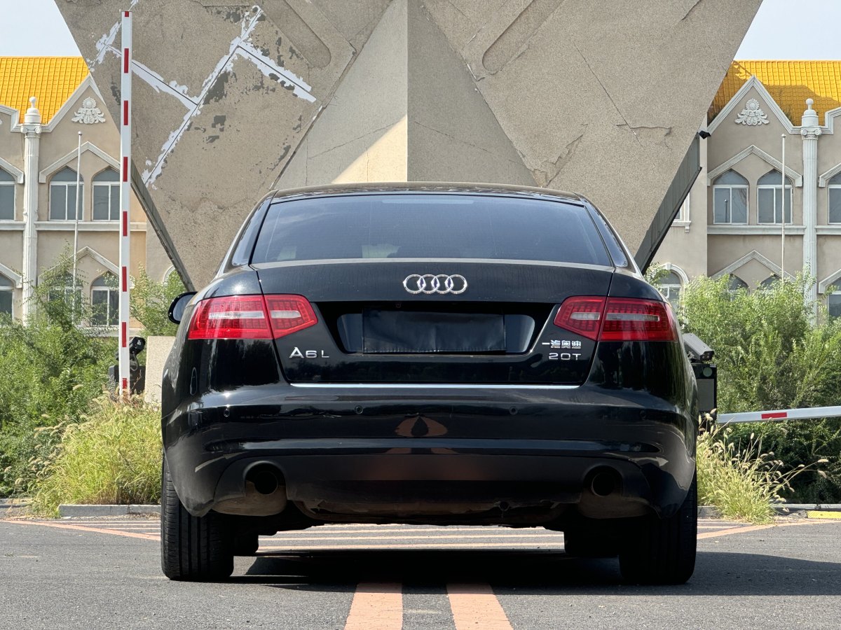 奧迪 奧迪A6L  2011款 A6L 2.0TFSI 標(biāo)準(zhǔn)型圖片