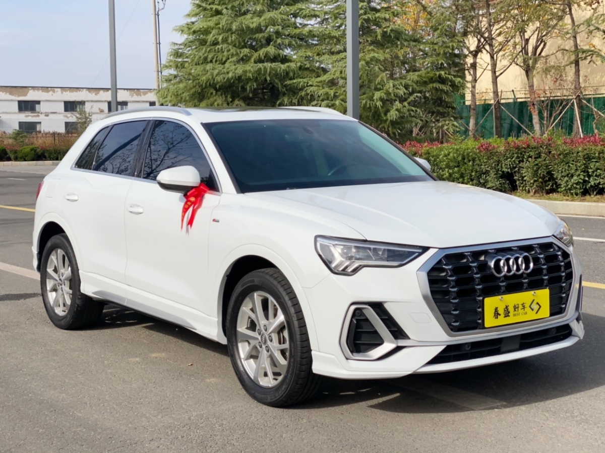 奧迪 奧迪Q3  2020款 35 TFSI 進(jìn)取動(dòng)感型圖片